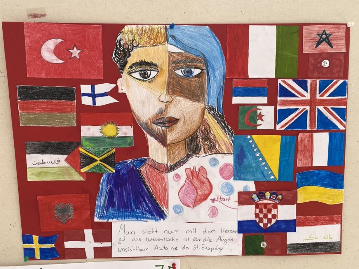 Schülerbild: Gesicht aus zwei Hälften, umgeben von gemalten Länderflaggen