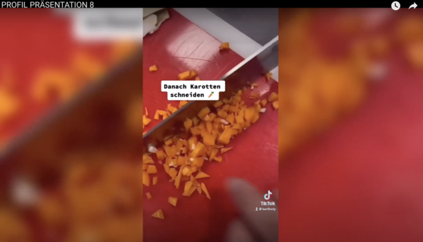 Videoausschnitt: Karotten werden in Stücke geschnitten
